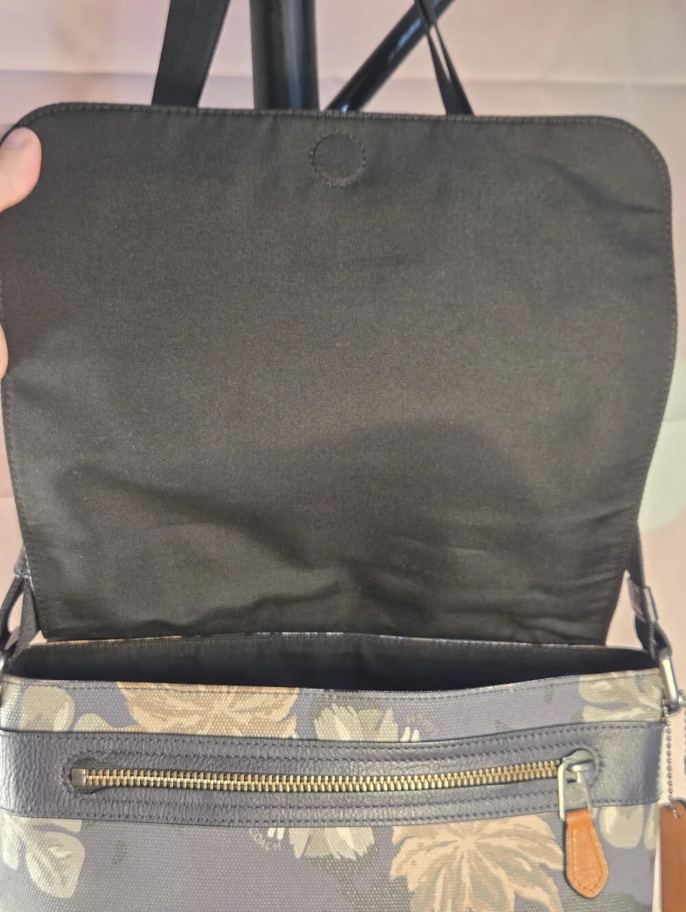 COACH Sullivan Small Messenger Bag In Hawaiian Palm Print LIKE NEW! 💙 NAVY BLUE